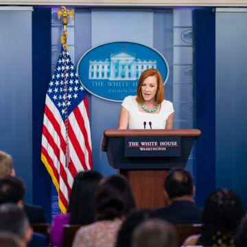 White House Fails To Explain Why No One Is Asking Migrants Crossing the Border for Proof of Vaccination