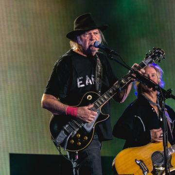 Neil Young Threatens to Leave Spotify if They Don’t Cancel Joe Rogan