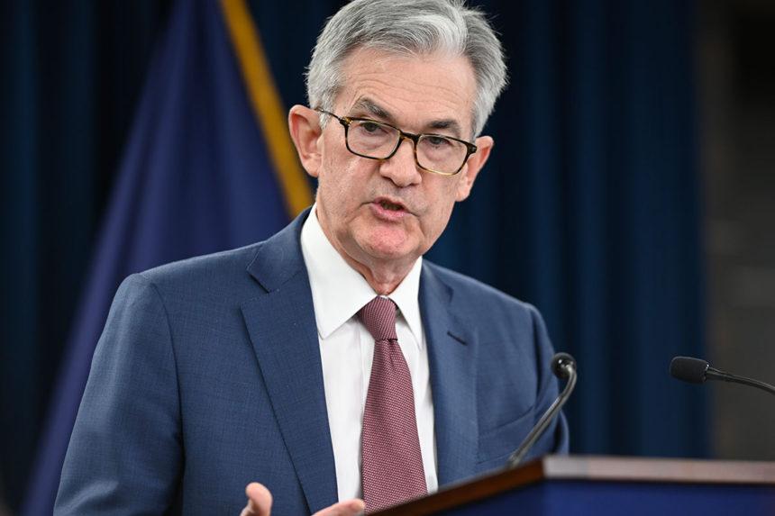 Overseas Uncertainty Doesn’t Deter Fed From Rate Hikes
