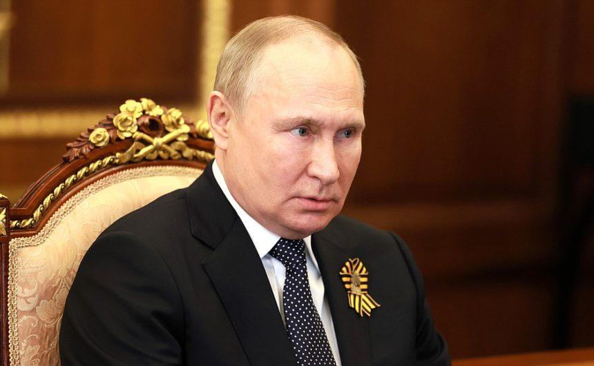 Classified Report: Putin Undergoing Treatment for Advanced Cancer